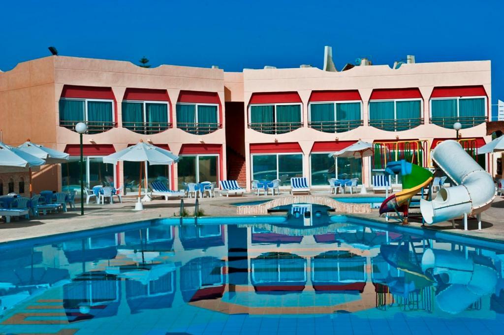Aida Beach Hotel - Эль-Аламейн Экстерьер фото